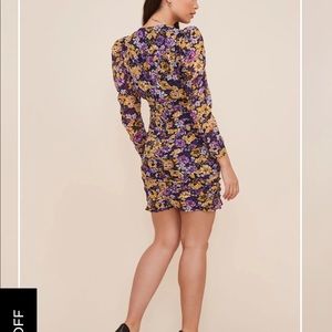 NWOT Astr the Label Ruched Front Long Sleeved Floral Dress